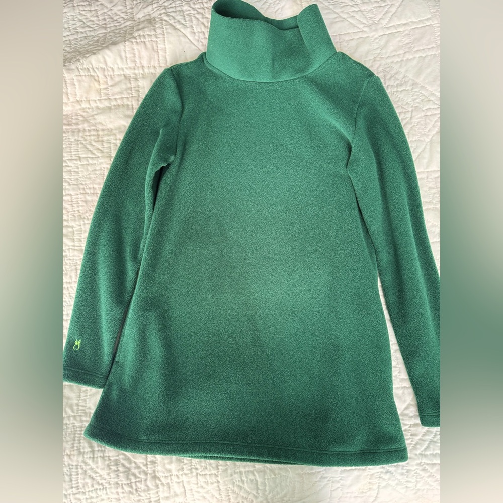 Dudley Steven’s cello fleece tunic turtleneck